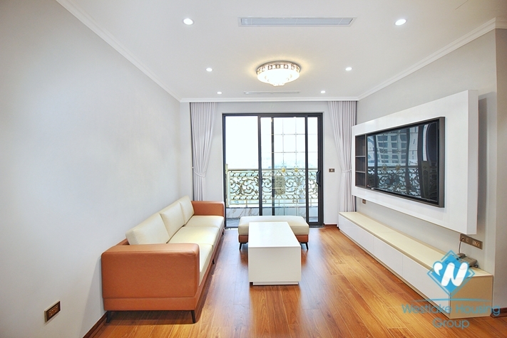  Bright and cozy 3 bedrooms apartment for rent in Tay Ho, Ha Noi